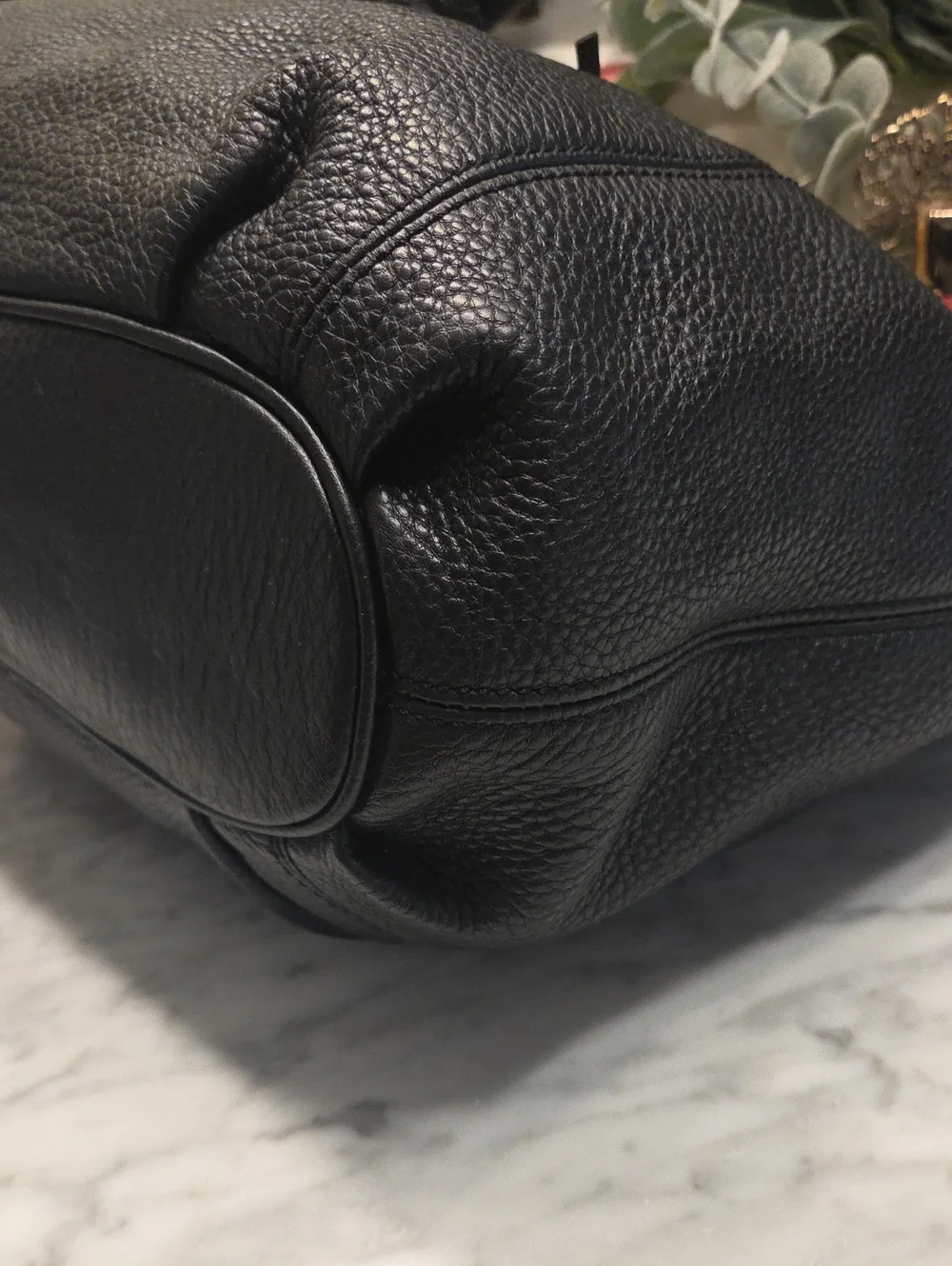 EUC Michael Kors Black Pebbled Leather Tote with Gold Hardware And Tassel
